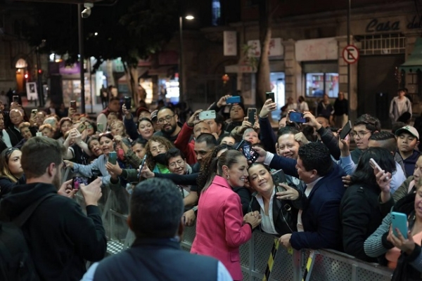 Claudia Sheinbaum estrena documental biográfico