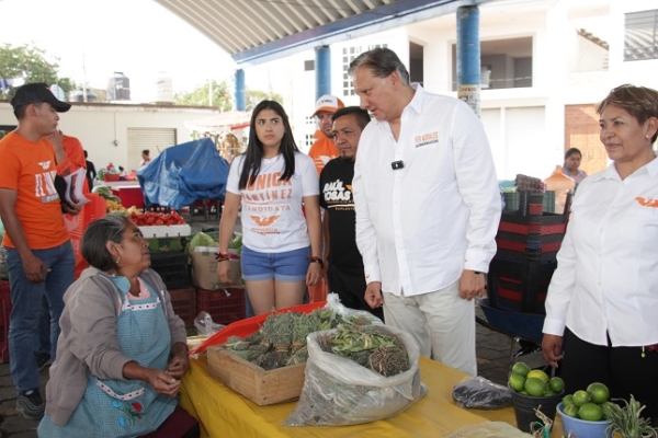 Fernando Morales dice &quot;Ya basta de alimentos contaminados por aguas residuales en Atlixco&quot;