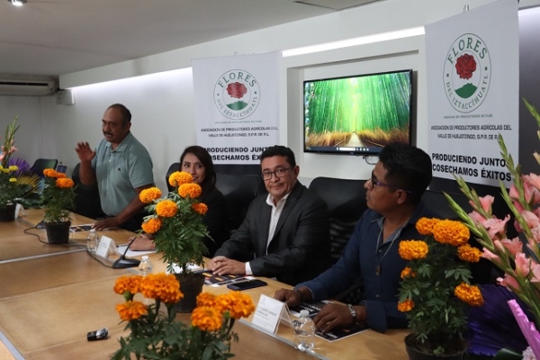 Presentan Festival “Flores del Iztaccíhuatl” en el Congreso del Estado