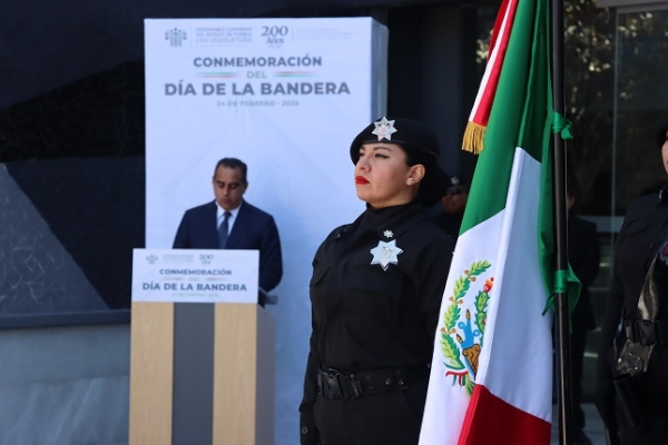 Conmemora Congreso del Estado el Día de la Bandera