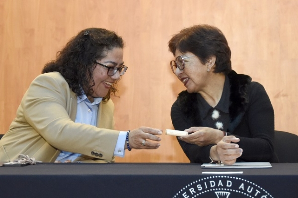 Reconoce la Rectora Lilia Cedillo trayectoria y logros de la Facultad de Arquitectura