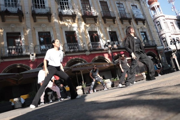 Gran aceptación del &quot;entrenamiento funcional&quot; durante la Vía Recreativa en la ciudad