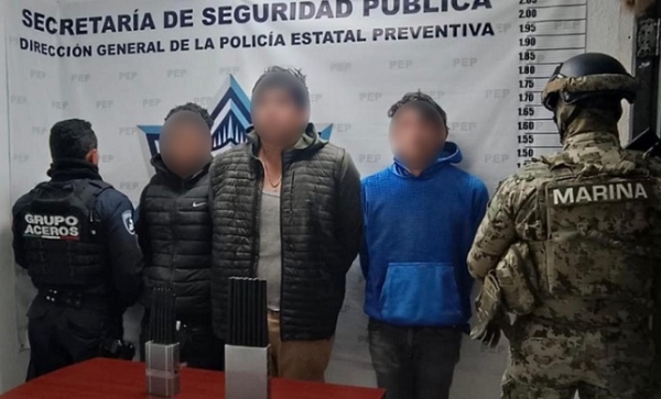 En operativo conjunto SEMAR, SSP y SEDENA, recuperan tractocamión con reporte de robo