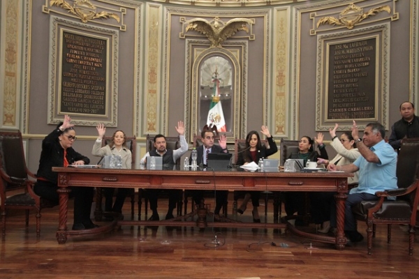 Convoca Comisión Permanente a sesión extraordinaria de la LXII Legislatura