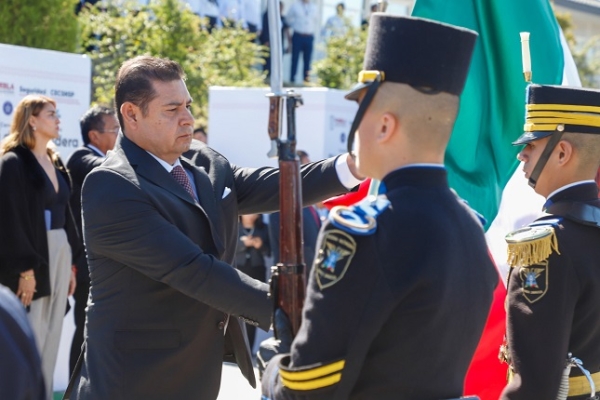 La bandera nacional enarbola la justicia y libertad: Alejandro Armenta