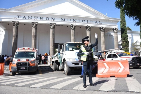 Reporta Secretaría de Gobernación Municipal saldo blanco en &quot;Día de Muertos&quot;