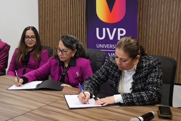 Signan Convenio de colaboración y prestación de servicios UVP y Congreso del Estado