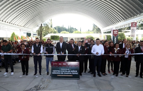 Entrega Pepe Chedraui infraestructura educativa integral en el CENHCH