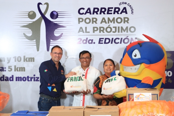 Recibe Congreso donativo de patrocinadores, INPODE y sindicalizados para carrera “Por Amor al Prójimo”