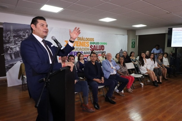 Armenta reconoce iniciativas que promueven la salud comunitaria