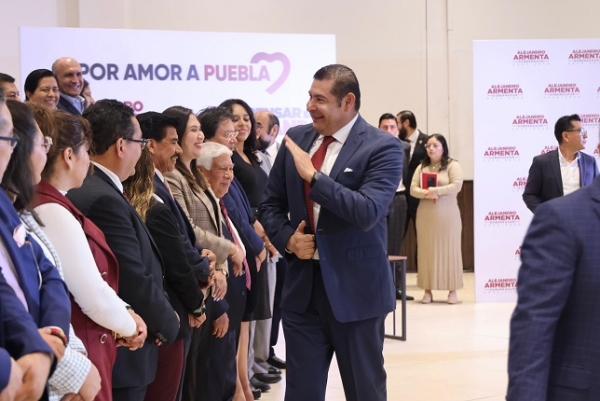 Alejandro Armenta fortalece la renovación administrativa y presenta la Ley Orgánica para el futuro de Puebla