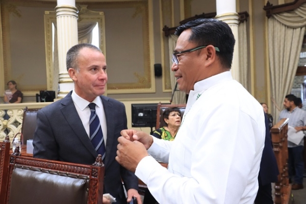 Impulsan en el Congreso que transporte ejecutivo cuente con botones de pánico vinculados al C5