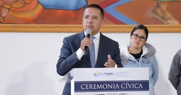 Encabeza Edmundo Tlatehui ceremonia cívica correspondiente al mes de julio