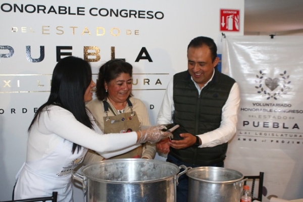 Voluntariados del Congreso y de la Secretaría de Salud de Puebla unen fuerzas para rehabilitar un albergue