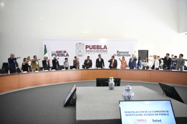 Puebla fortalece sistema de salud con reinstalación de Comisión de Bioética