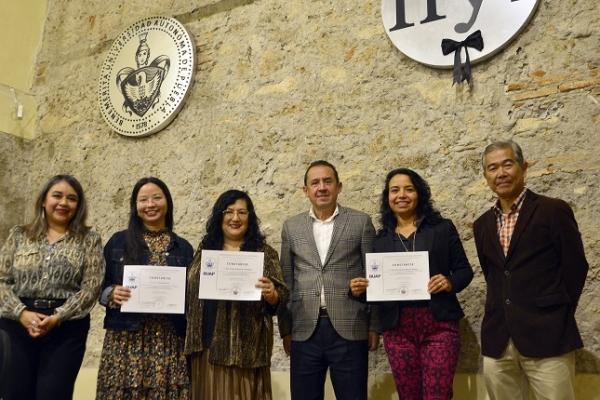 Línea del destino, obra ganadora de la XXV edición del Concurso Mujeres en Vida