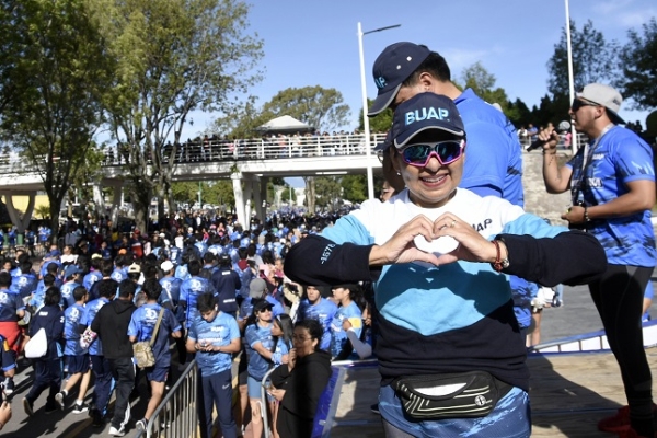 Celebra BUAP su tradicional Carrera Universitaria 2024