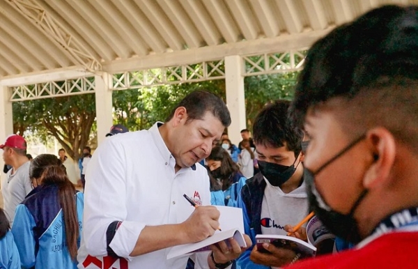 Armenta impulsará una educación inclusiva y cercana en Puebla, en concordancia con la Dra. Sheinbaum