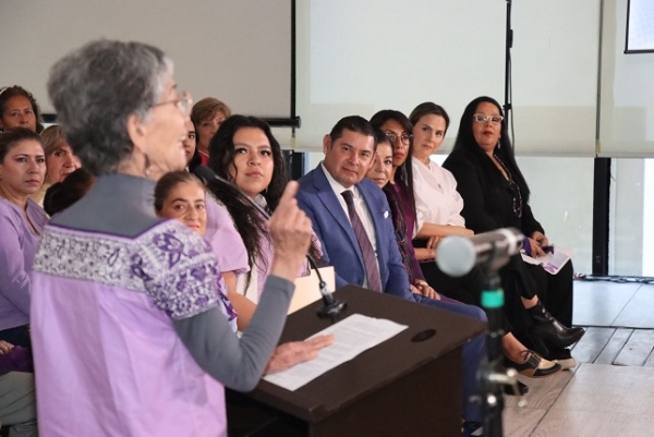 Armenta, aliado de las mujeres reconocen asociaciones civiles