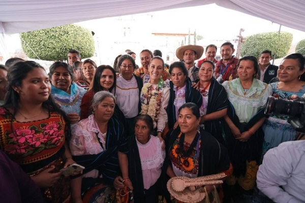 “No se trata de nosotros...Se trata del pueblo”: Claudia Sheinbaum llama a construir el segundo piso de la 4T junto al pueblo de Zacapu, Michoacán