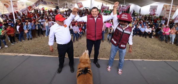 Desarrollo turístico y artesanal en El Verde y Tlalancaleca, compromisos de Armenta