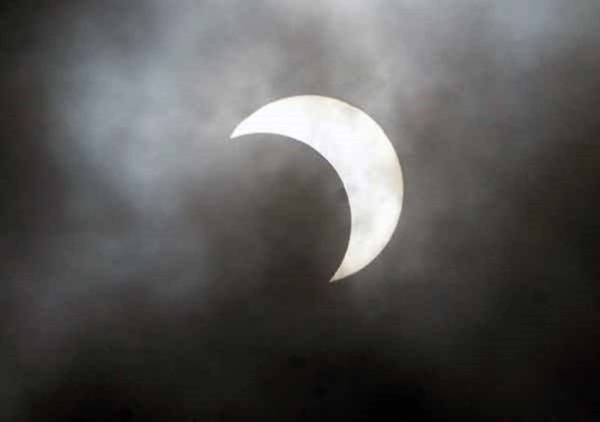 Opciones para disfrutar el eclipse sin riesgos